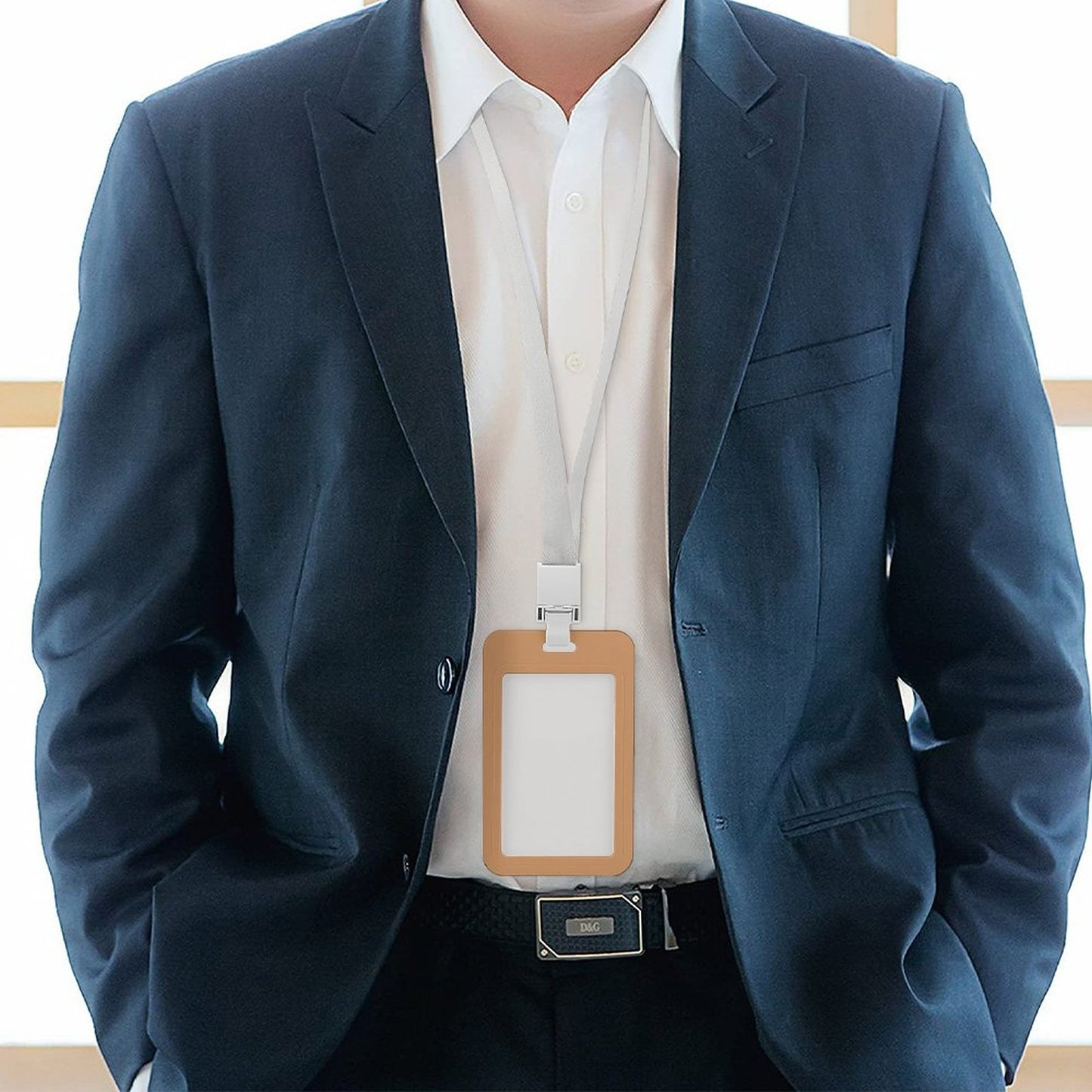 QUILL FACE - Vertical ID Badge Holder