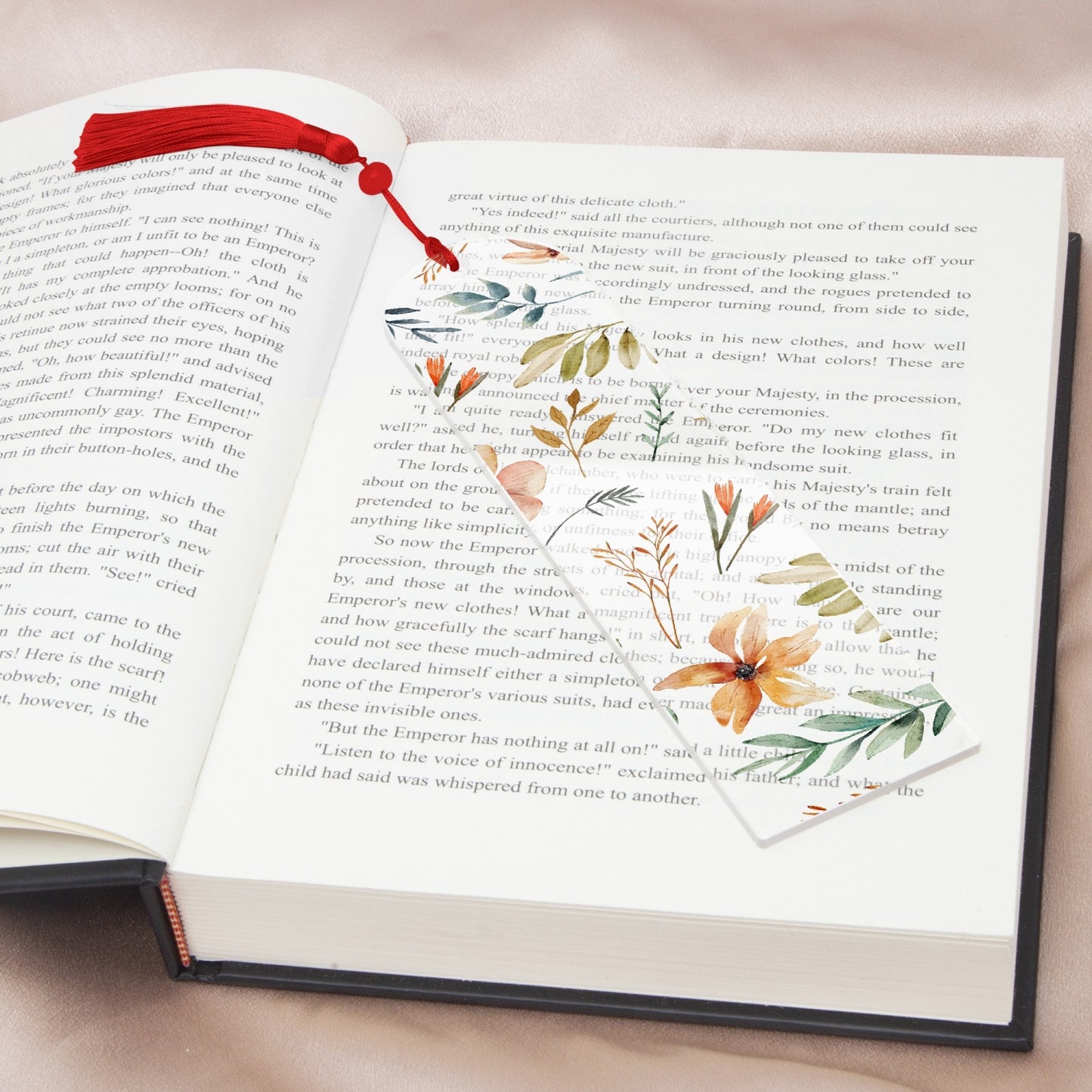 1118. Acrylic Bookmark - Semicircle