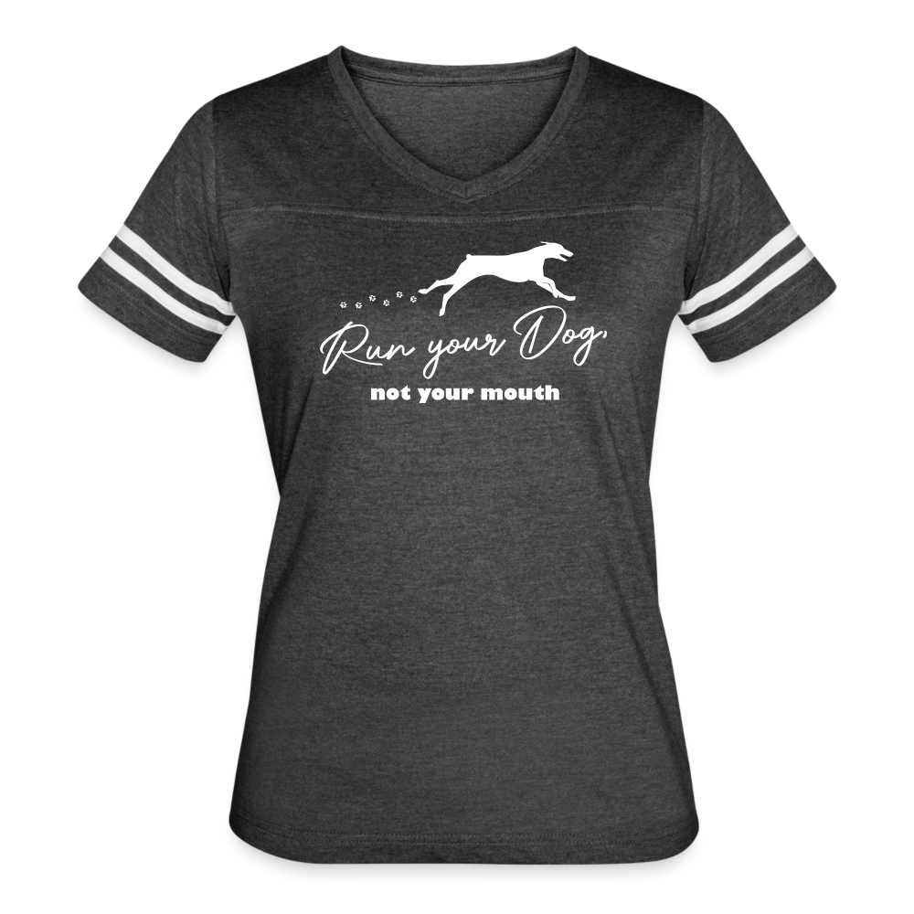 RUN YOUR DOG - Dobie - Women's Sport V-Neck T-Shirt - vintage smoke/white